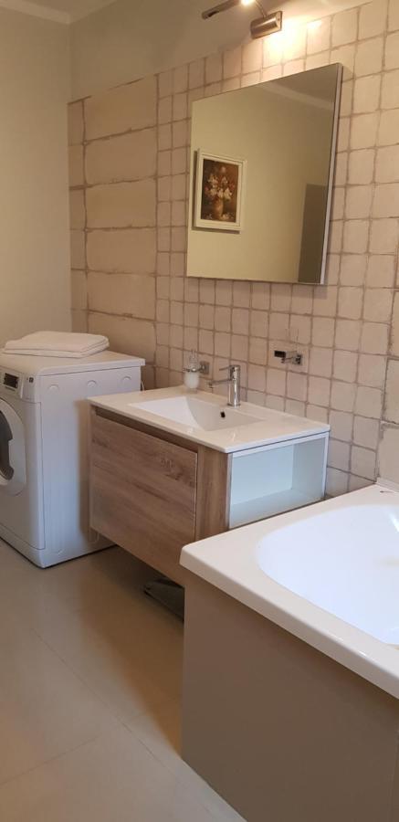 Appartamento Casa Zorilor Cluj Esterno foto